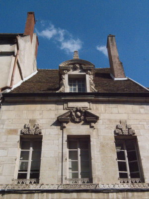 Upper floor apartment