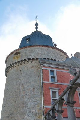 Palace buildings attached to the medieval fortifications