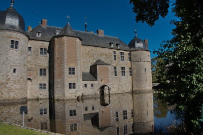 Palace, chapel and embarcadère