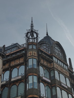 Pioneering architecture at the turn of the century