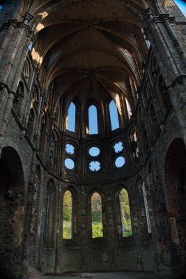 Abbaye de Villers-la-Ville - looking east towards the apsis