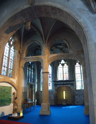 Eglise St Maximin side chapel