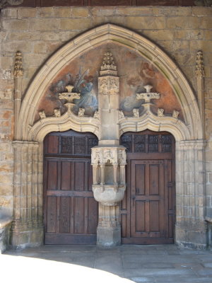Egise St-Mlaine - portail transept sud