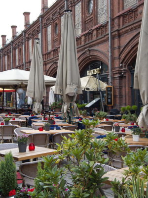 Hackescher Markt cafés getting ready for a new day