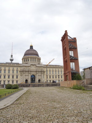 Schloss Hohenzollern and rebuilt ruin of adjacent building
