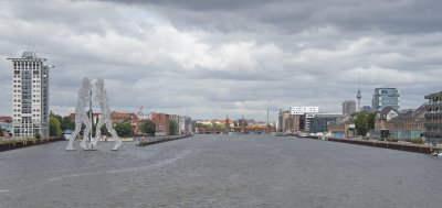 Molecular Man with the Oberbaumbrücke in the distance