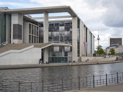 Reichstagsufer along the river Spree