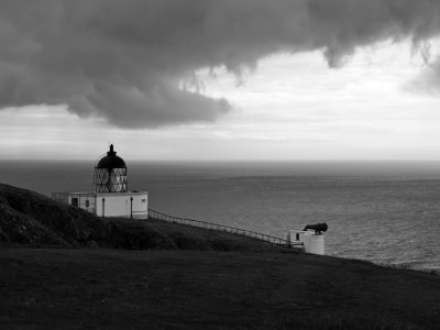 St Abb's lighthouse and foghorn BW