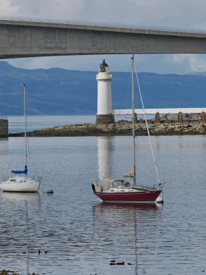 Kyle Lighthouse with the Skye Bridge