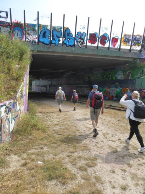 Onder A2 door. De spoorlijn Boxtel - Wesel, ook wel het Duits lijntje genoemd