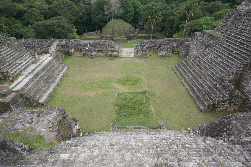Plaza B