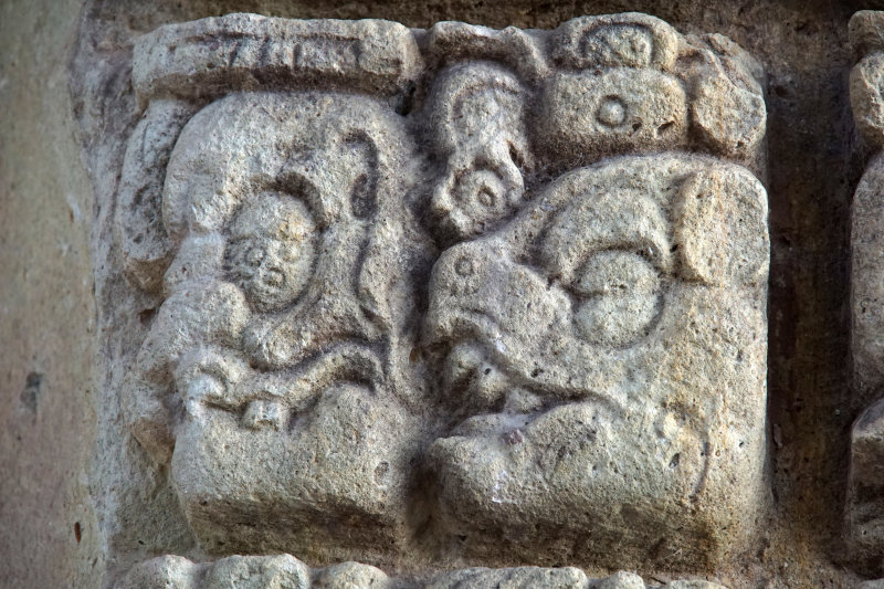 few glyphs in good condition