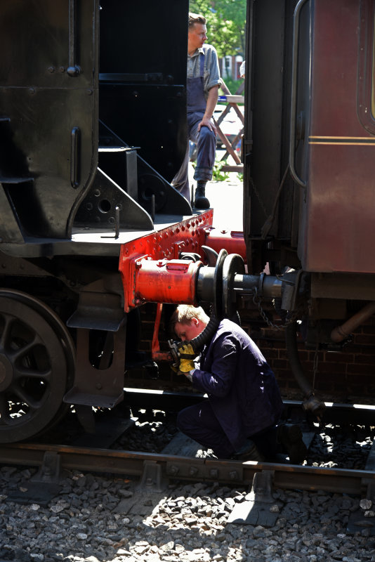Uncoupling the Black Prince engine  