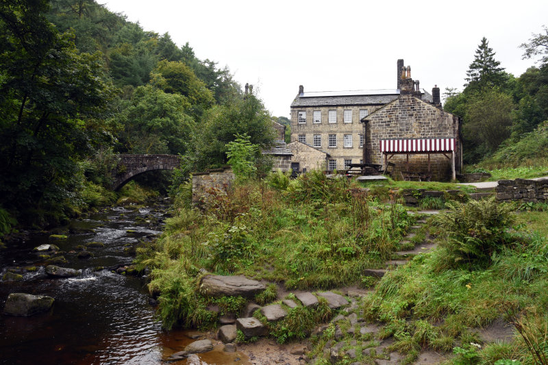 Gibson Mill, Hardcastle Craggs