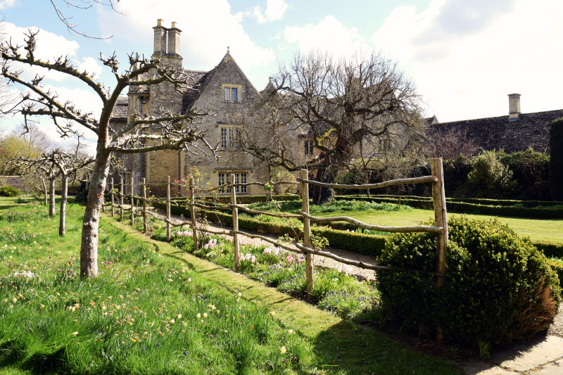 Kelmscott Manor grade 1 listed building