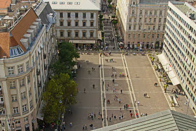 VIEW OF PLAZA IN FRONT OF ST. STEPHENS