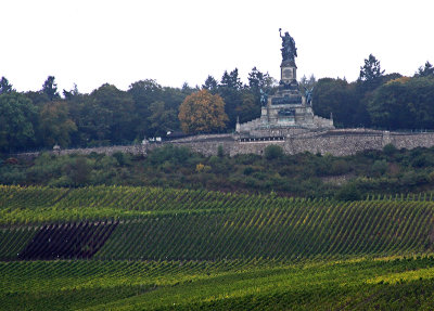 RIVERSIDE STATUE