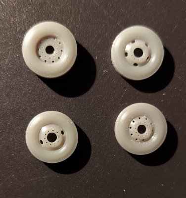HO Scale Spare Tires
