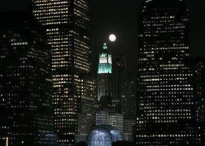 The Moon in the City, NYC
