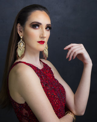The elegant side of Gabby.