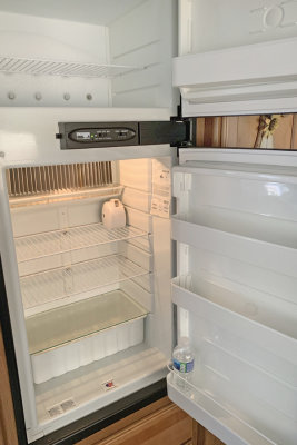 fridge inside.jpg