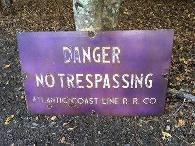ACL No Trespassing Sign
