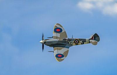Vintage Wings of Canada Spitfire Mk. IX