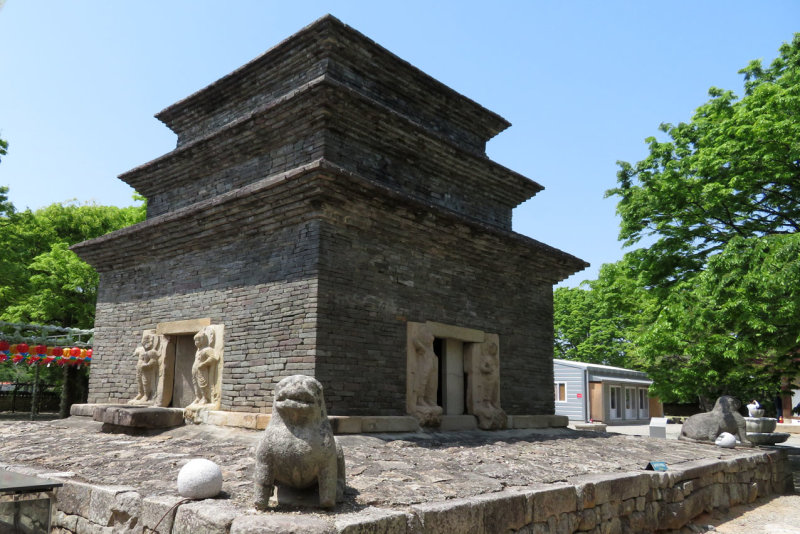 Bunhwangsa Temple