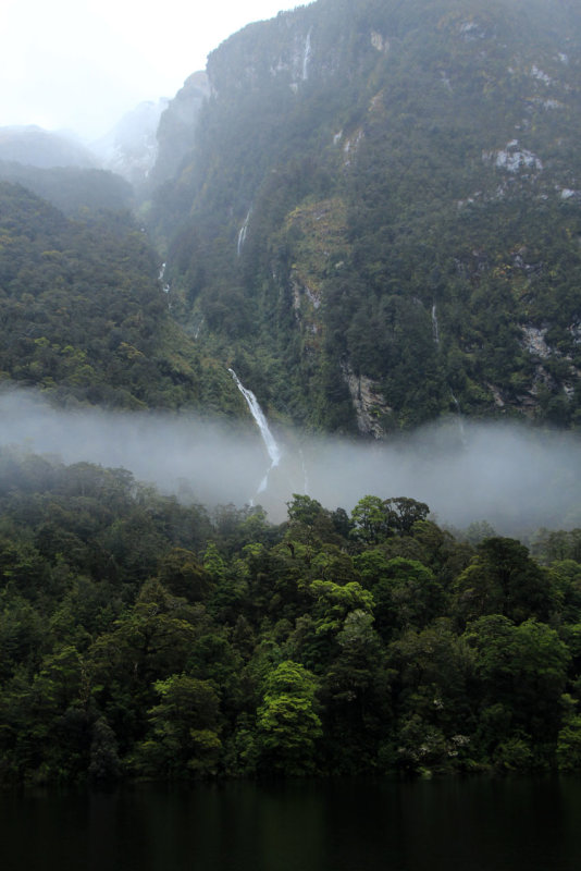 Lake Manapouri