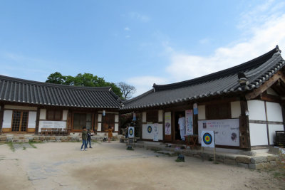 Gyochon Hanok Village