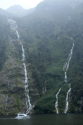 Lake Manapouri