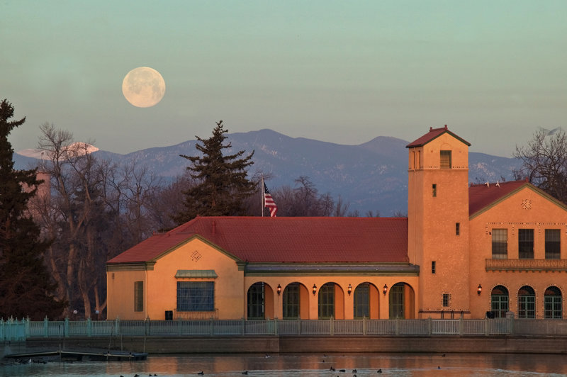 Denver City Park Moonset