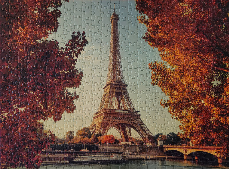 500 Eiffel Tower