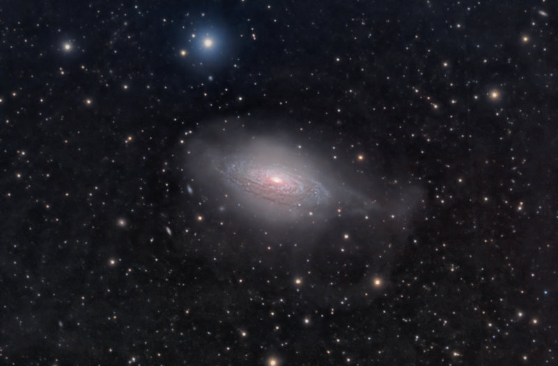 Southern Galaxy NGC3521
