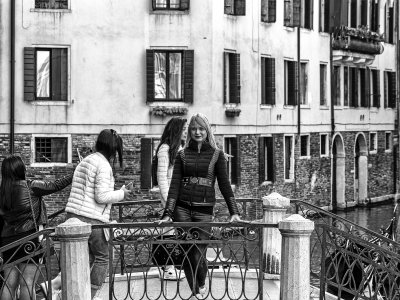 20191004_0313_bw copy.jpg