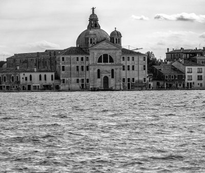 20191004_0933_bw copy.jpg