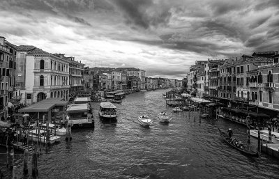 20191006_3507_bw copy.jpg