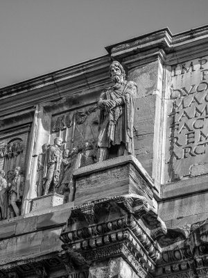 20191013_8056_bw copy.jpg