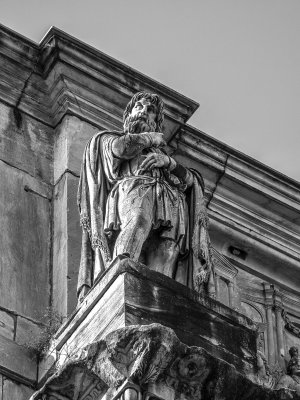 20191013_8091_bw copy.jpg