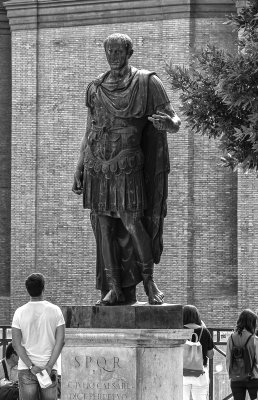 20191013_9144_bw copy.jpg