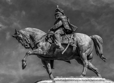 20191013_9594_bw copy.jpg