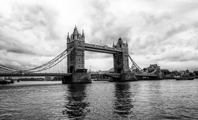 5d_IMG_9740_pano_bw copy.jpg