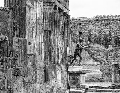 20210625_6237_bw copy.jpg