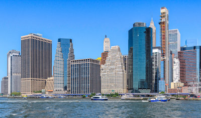 The East River side of Lower Manhattan