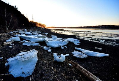 Plage Jacques Cartier, dbut du printemps