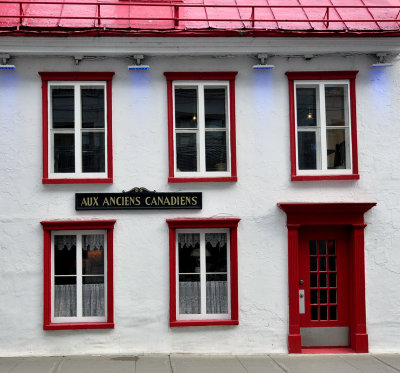 Aux anciens canadiens, Vieux Qubec