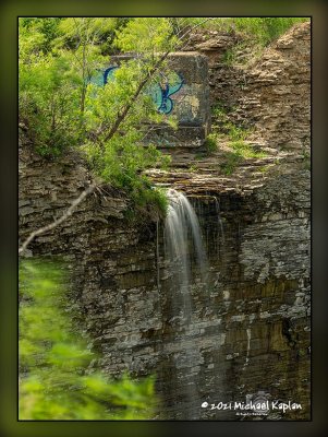 Devils Punchbowl & Valley Inn Rd