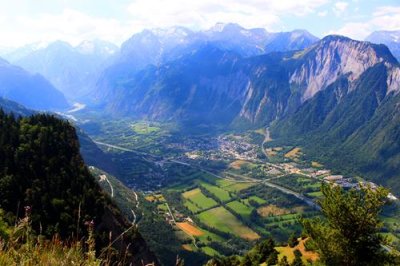2018077813 Above Bourg dOisan.jpg