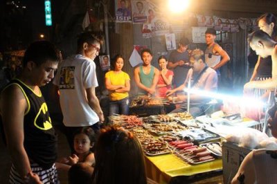 2019048698 Street Food Manila.jpg