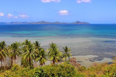 2019049062 Blue sea North Palawan.jpg